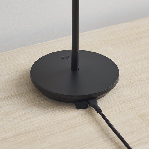 Lámpara de mesa recargable Nevis Accent